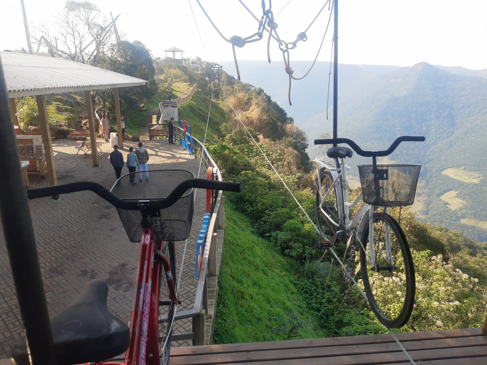Nos aparelhos como Sky Bike foi solicitada a ART do responsável técnico pelo projeto, execução e inspeção